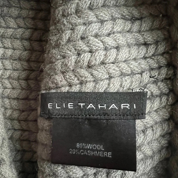 ELIE TAHARI Gray CASHMERE & Wool Blend  HAT Beanie Chunky Knit NWOT